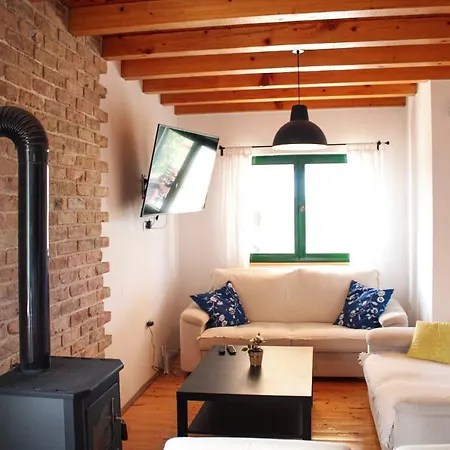 Villa Stone Pearl With Heated Swimming Pool *