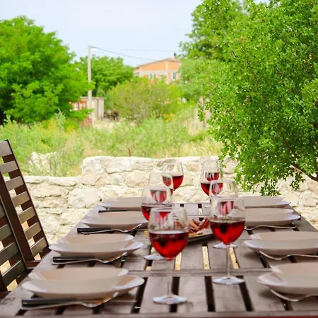 Stone Pearl With Heated Swimming Pool * Sveti Filip i Jakov