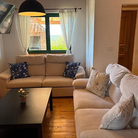 Stone Pearl With Heated Swimming Pool *