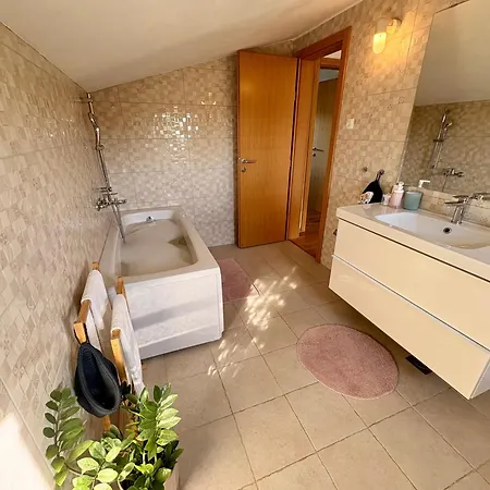 Stone Pearl With Heated Swimming Pool Sveti Filip i Jakov
