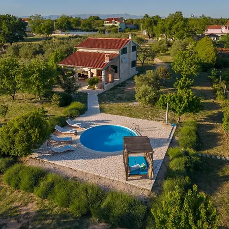 Stone Pearl With Heated Swimming Pool Villa
