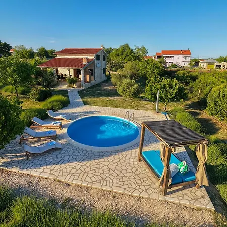 Stone Pearl With Heated Swimming Pool * Sveti Filip i Jakov