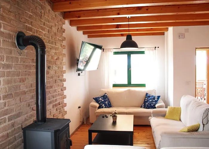 빌라 Stone Pearl With Heated Swimming Pool *