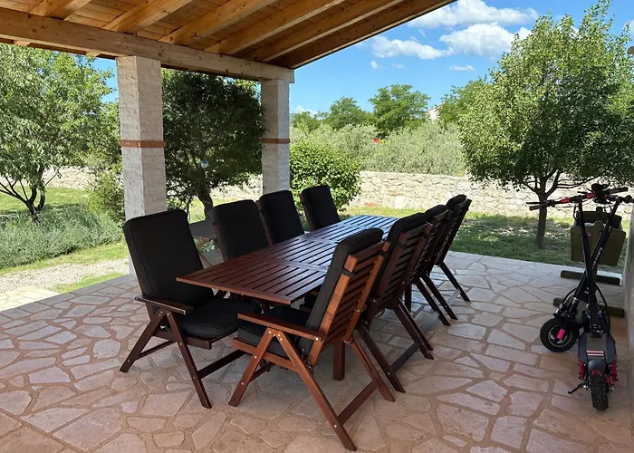 Villa Stone Pearl With Heated Swimming Pool Sveti Filip i Jakov