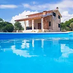 Stone Pearl With Heated Swimming Pool ヴィラ *