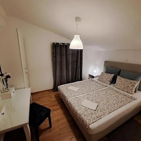 Stone Pearl With Heated Swimming Pool Sveti Filip i Jakov