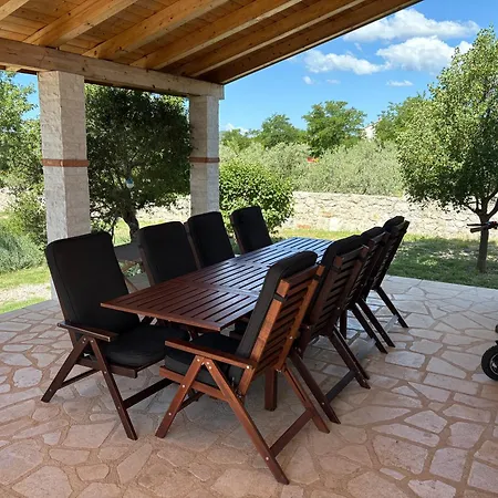 Villa Stone Pearl With Heated Swimming Pool Sveti Filip i Jakov