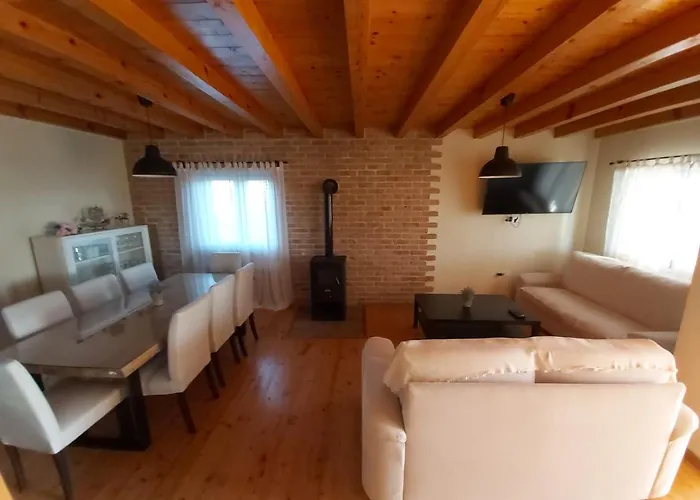 Vila Stone Pearl With Heated Swimming Pool Sveti Filip i Jakov