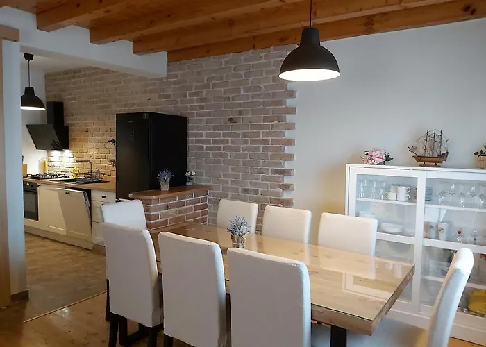 Stone Pearl With Heated Swimming Pool Vila *