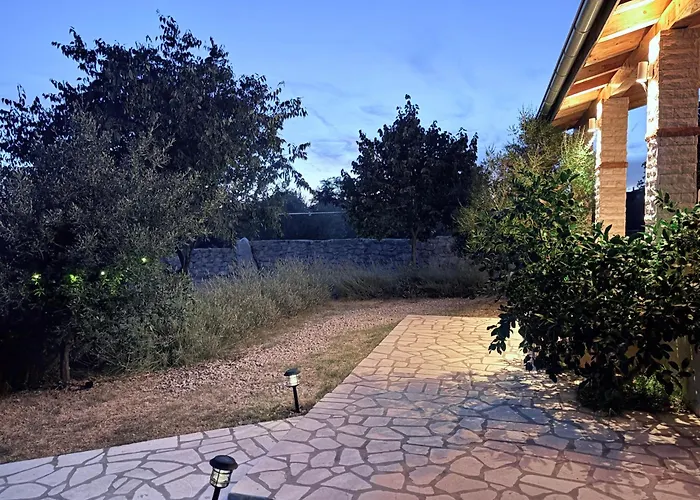 Stone Pearl With Heated Swimming Pool